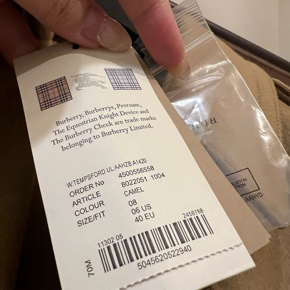 NWT Burberry Wool Cashmere Camel Honey Trench Coat Size 40 - Picture 6 of 7